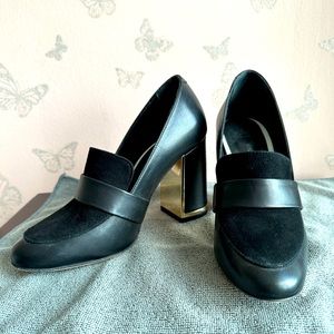 NEW Anne Fontaine - Size 38 (US 7.5)